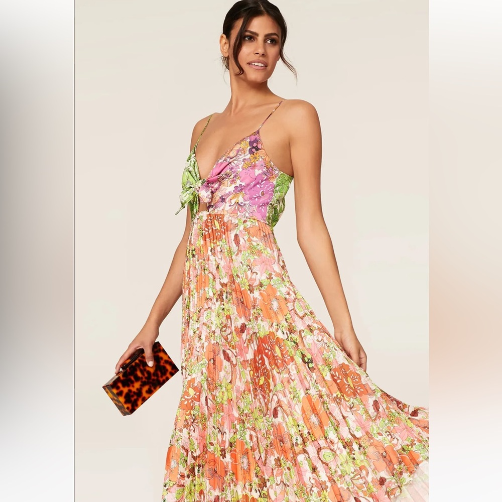 Delfi Collective Quinn Pleated Dress Floral V Neck Spaghetti Straps Sleeveless
